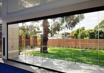 enclose pool area with glass