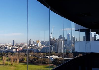 balcony glass enclosure