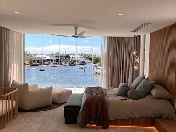 Frameless Glass door Sunshine Coast Frameless Glass door Sunshine Coast